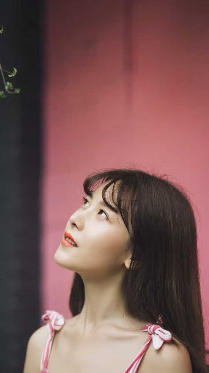 跨时空的绿茵对话,当阿根廷鏖战利物浦,哈兰德的表现堪称教科书